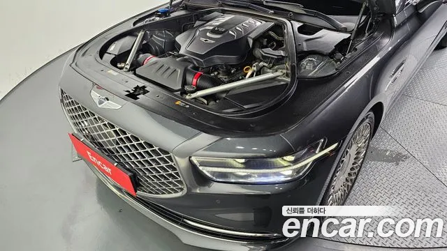 Genesis G90 2018 thumb 8
