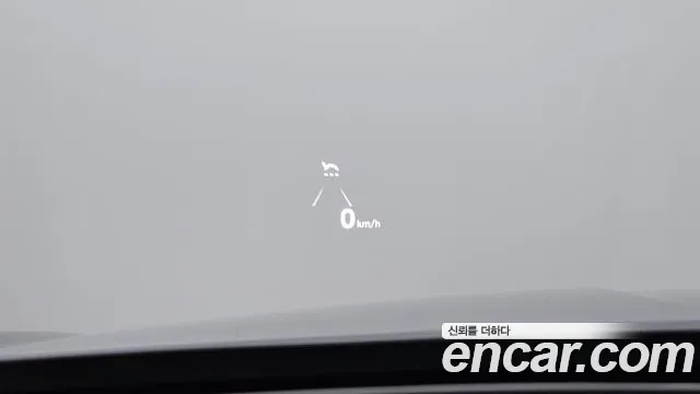 Genesis G90 2018 thumb 6