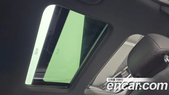 Mercedes-Benz B-Class 2015 thumb 12
