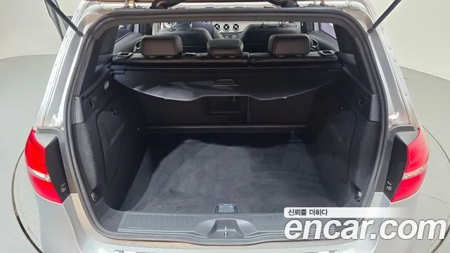 Mercedes-Benz B-Class 2015 thumb 11