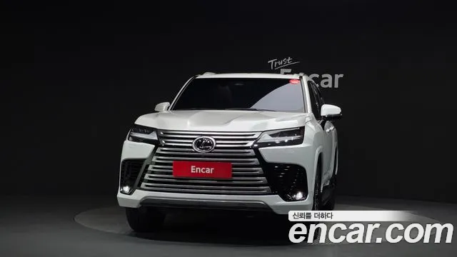 Lexus LX 2025 thumb 10