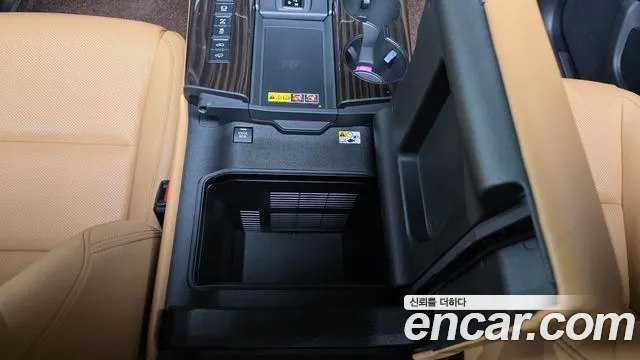 Lexus LX 2025 thumb 12
