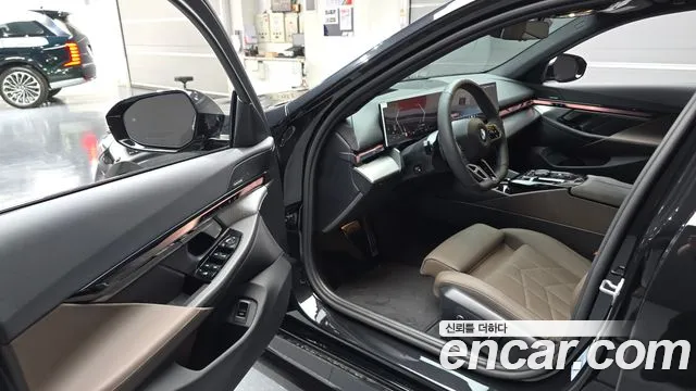 BMW 5 серии 2025 thumb 6