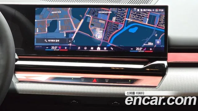 BMW 5 серии 2025 thumb 3