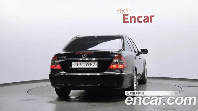 Mercedes-Benz E-Класс 2007 thumb 2