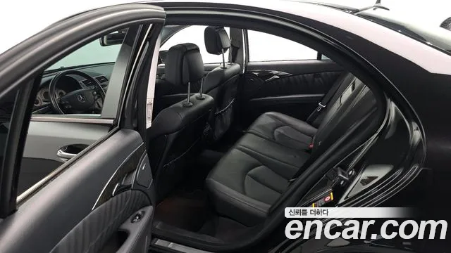 Mercedes-Benz E-Класс 2007 thumb 9
