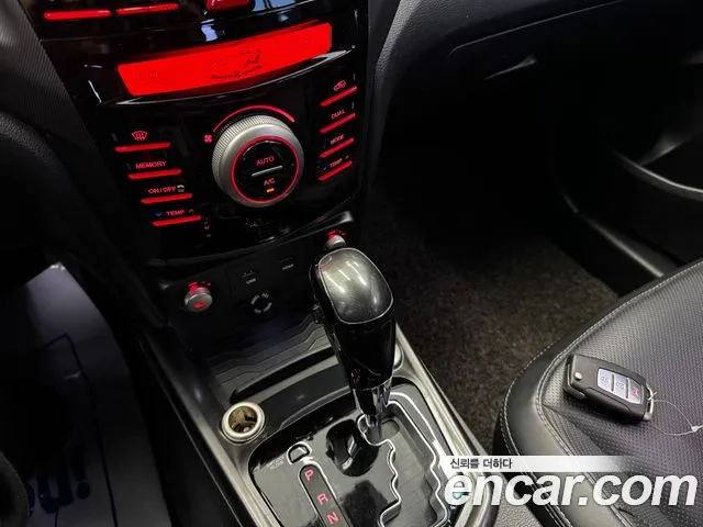 KGM Tivoli 2017 thumb 6