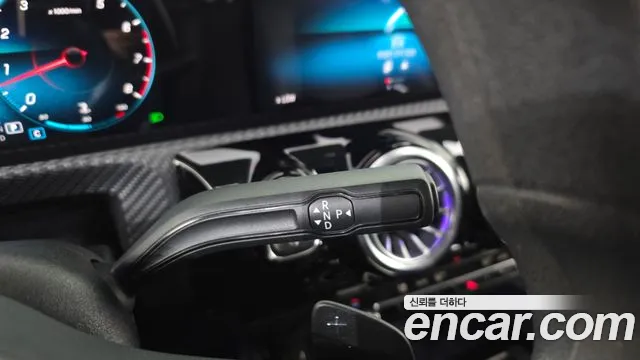 Mercedes-Benz A-Class 2020 thumb 2