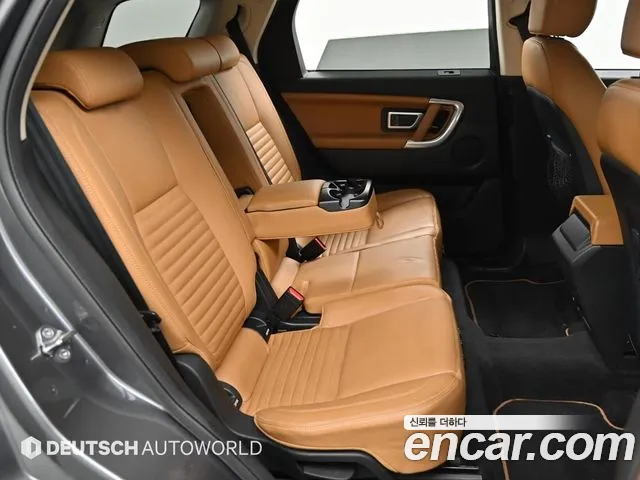 Land Rover Discovery Sport 2019 thumb 11