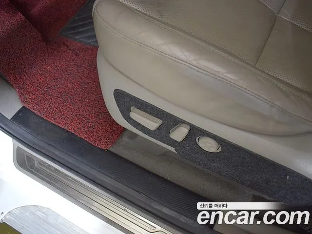 Kia Carnival 2015 thumb 3