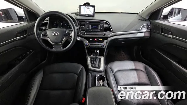 Hyundai Avante 2015 thumb 5