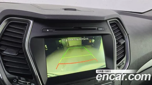 Hyundai Santafe 2016 thumb 8