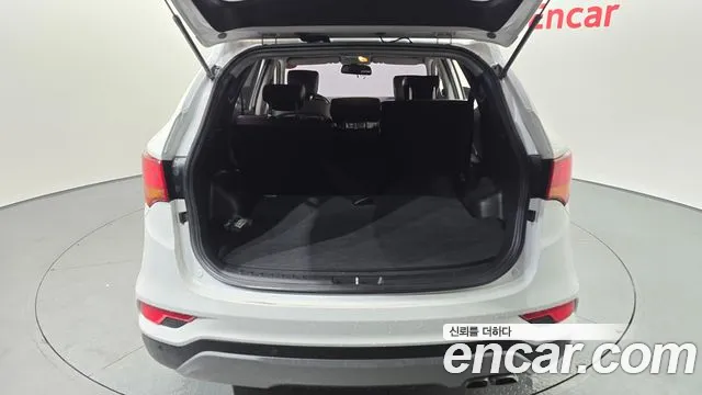 Hyundai Santafe 2016 thumb 9