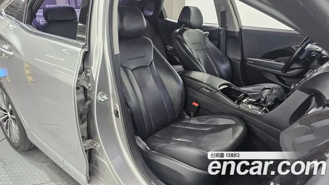 Hyundai Grandeur 2014 thumb 3