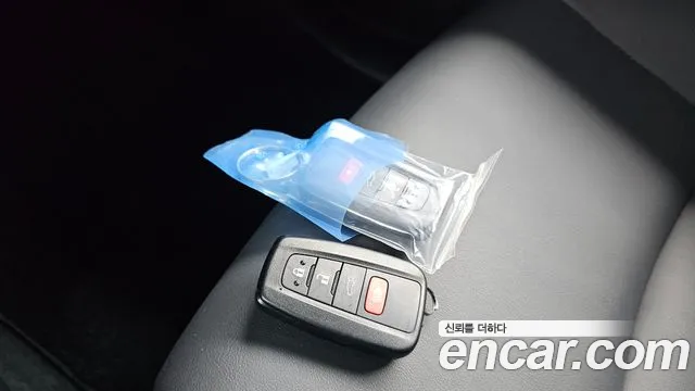 Toyota RAV4 2024 thumb 7