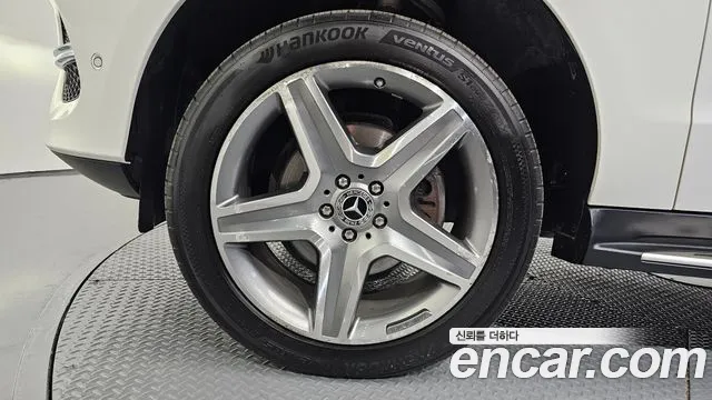 Mercedes-Benz GLE-Класс 2018 thumb 5