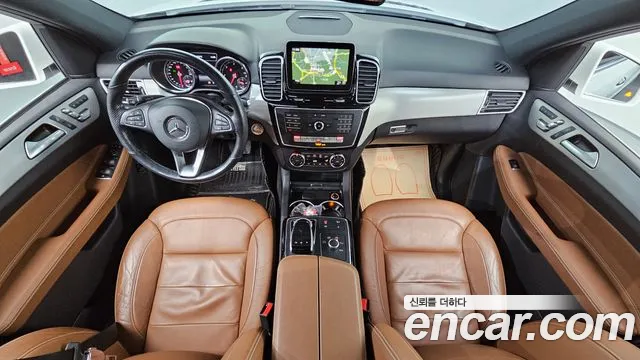 Mercedes-Benz GLE-Класс 2018 thumb 7