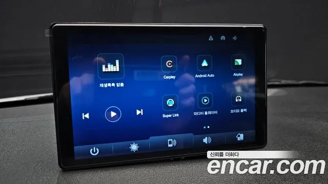 Hyundai Avante 2017 thumb 12