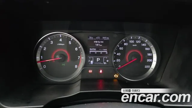 KGM Tivoli 2020 thumb 7