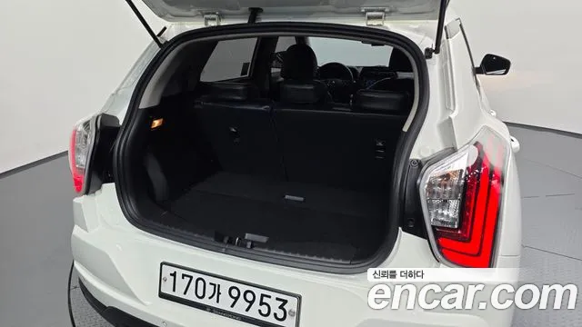 KGM Tivoli 2020 thumb 2