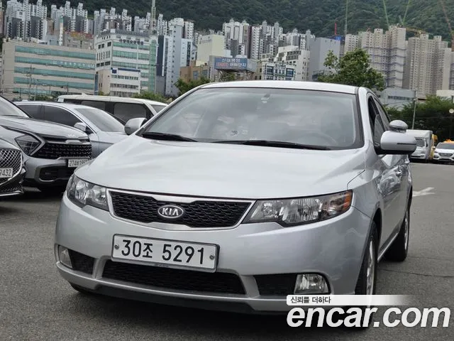 Kia Forte 2011 thumb 11