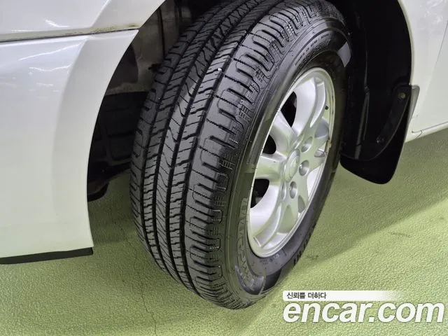 Kia Canival 2012 thumb 9