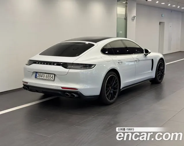 Porsche Panamera 2023 thumb 7