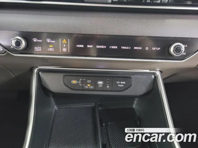Kia Carnival 2025 thumb 4