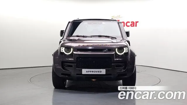 Land Rover Defender 2025 thumb 2