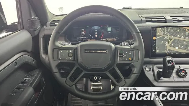 Land Rover Defender 2025 thumb 5