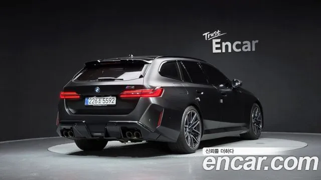 BMW M5 2025 thumb 6