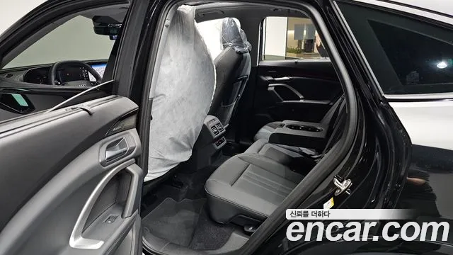 Audi Q5 2025 thumb 6