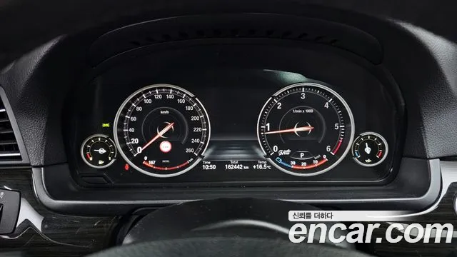 BMW 5 серии 2013 thumb 10