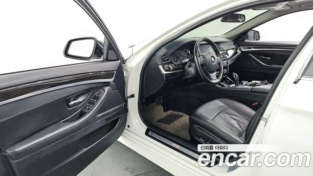 BMW 5 серии 2013 thumb 2