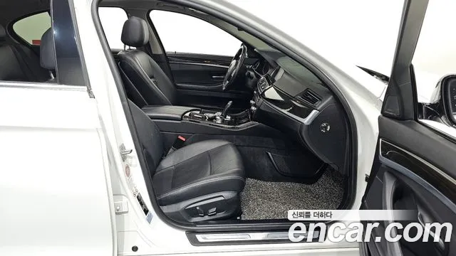 BMW 5 серии 2013 thumb 11