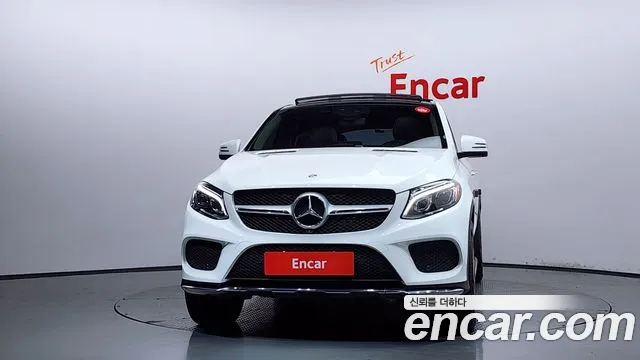 Mercedes-Benz GLE-Класс 2017 thumb 7