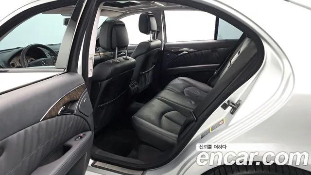 Mercedes-Benz E-Класс 2007 thumb 6