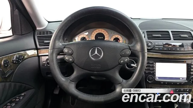 Mercedes-Benz E-Класс 2007 thumb 7