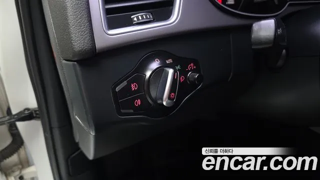 Audi A4 2015 thumb 4