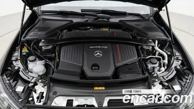 Mercedes-Benz E-Class 2025 thumb 4