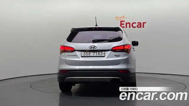 Hyundai Санта Фе 2013 thumb 5