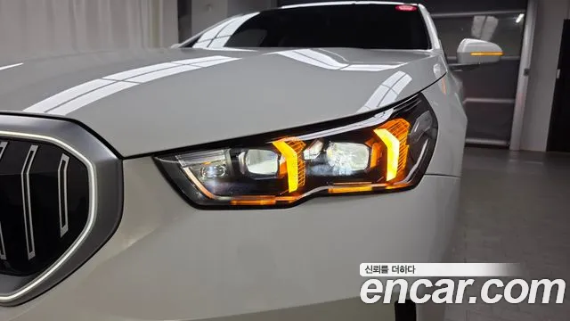 BMW 5 серии 2023 thumb 4