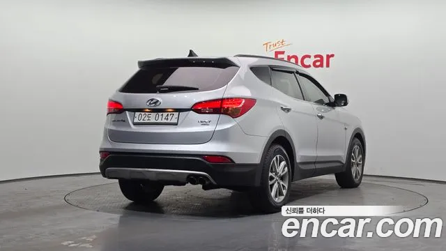 Hyundai Санта Фе 2013 thumb 4