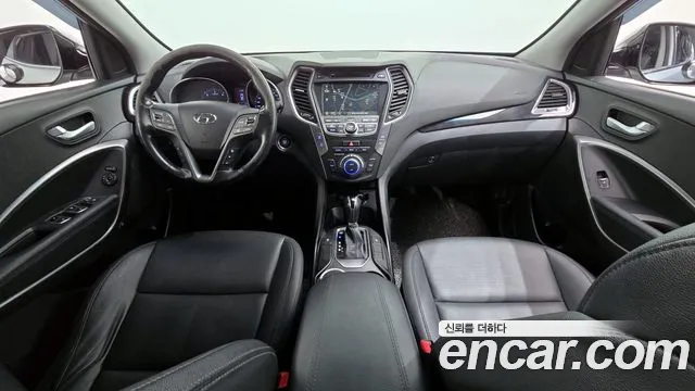 Hyundai Санта Фе 2013 thumb 10