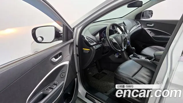 Hyundai Санта Фе 2013 thumb 9