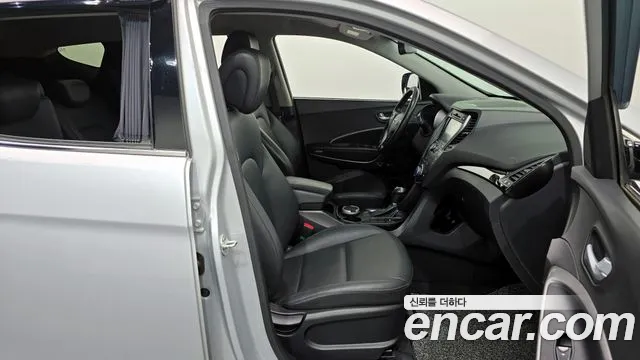 Hyundai Санта Фе 2013 thumb 7