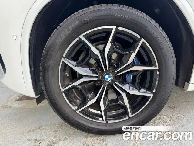 BMW X4 2023 thumb 10