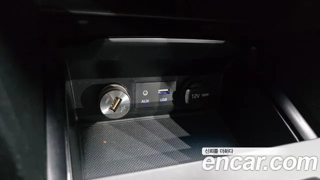 Hyundai Avante 2017 thumb 10