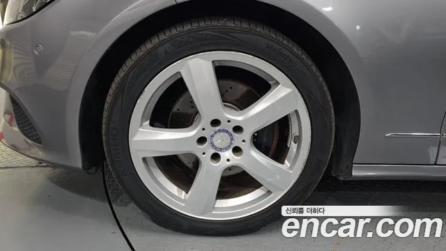 Mercedes-Benz CLS 2015 thumb 6