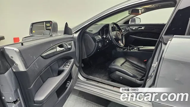 Mercedes-Benz CLS 2015 thumb 10